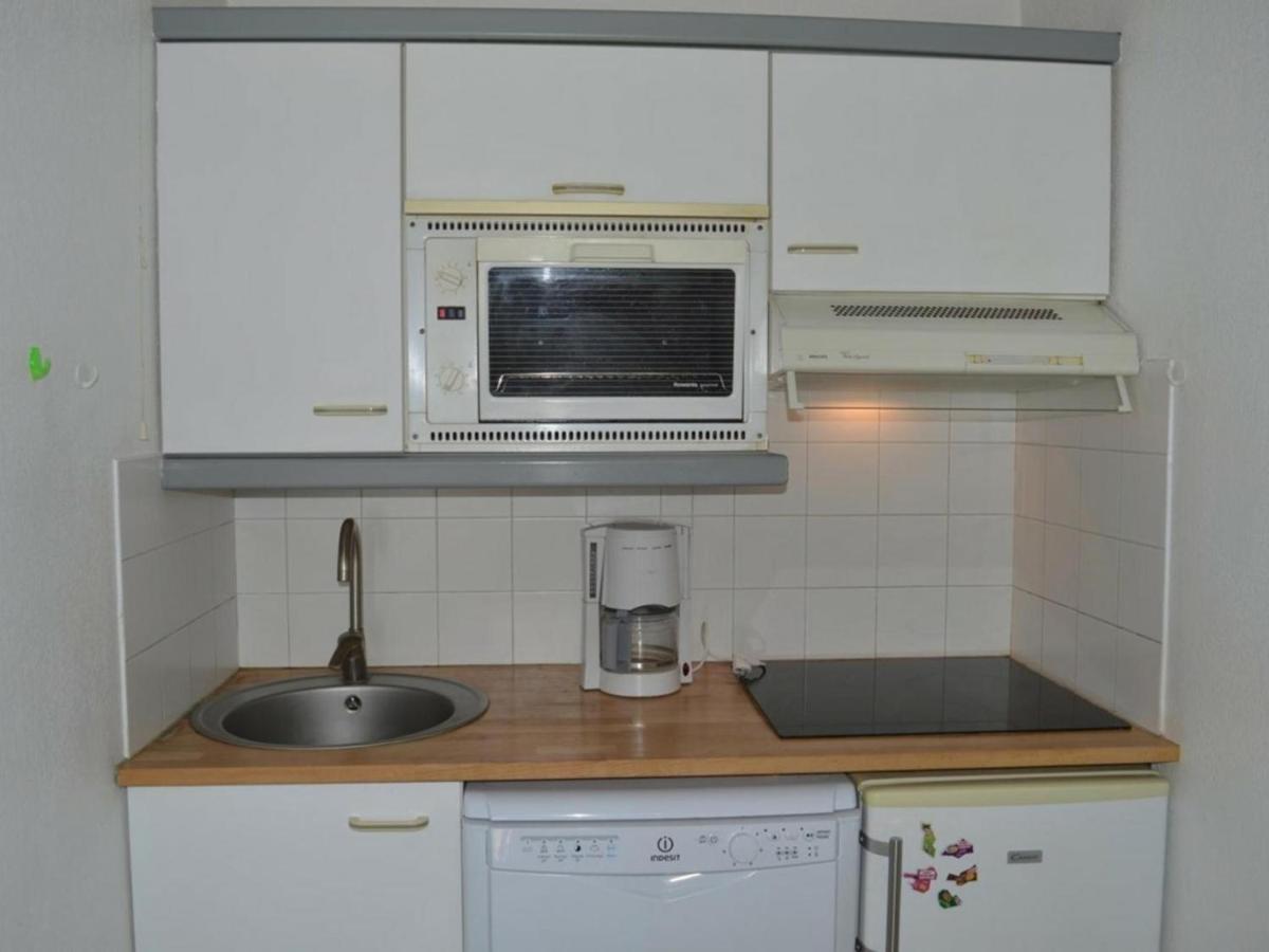 Frejus: Appt 2P, 5 Pers, Piscine, Plage A 150M, Parking, Animaux Ok - Fr-1-226A-357 Экстерьер фото