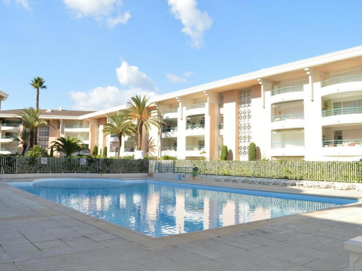 Frejus: Appt 2P, 5 Pers, Piscine, Plage A 150M, Parking, Animaux Ok - Fr-1-226A-357 Экстерьер фото